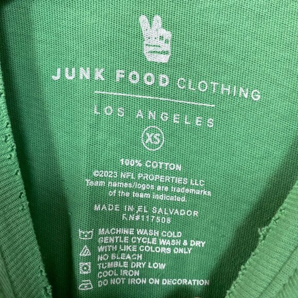 NFL Junk Food Philadelphia Eagles Gray Tshirt size XS - Picture 4 of 4